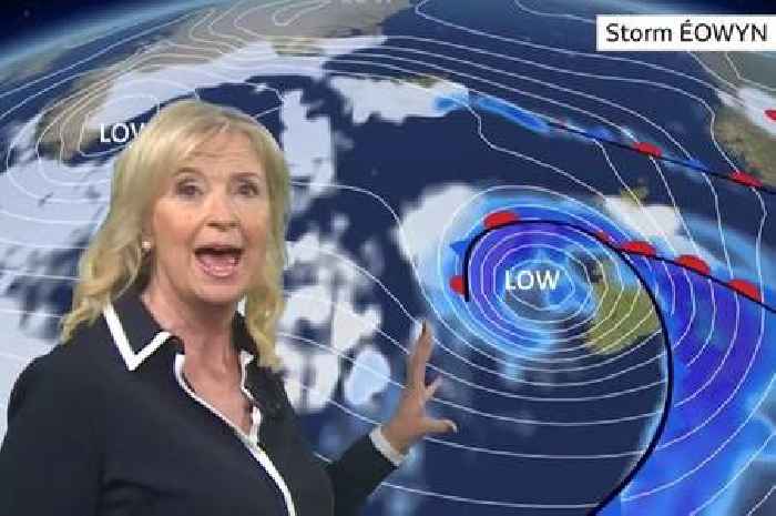 Exact time Met Office says Storm Éowyn will bring 90mph winds to the UK