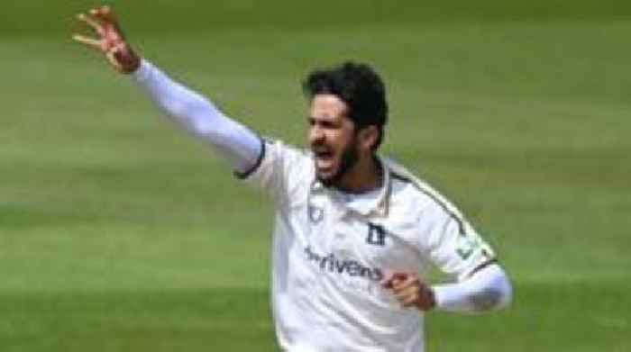 Warwickshire re-sign paceman Hasan for most of 2025