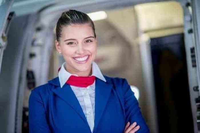 Flight attendant names the five things passengers should never do