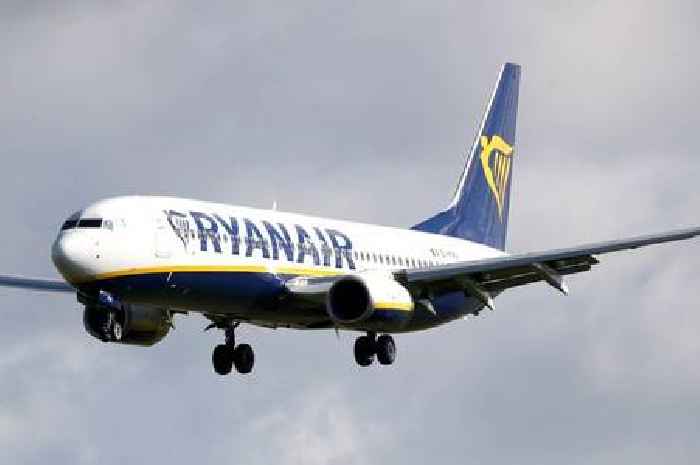 Ryanair passenger describes 'absolutely frightening' flight during Storm Eowyn