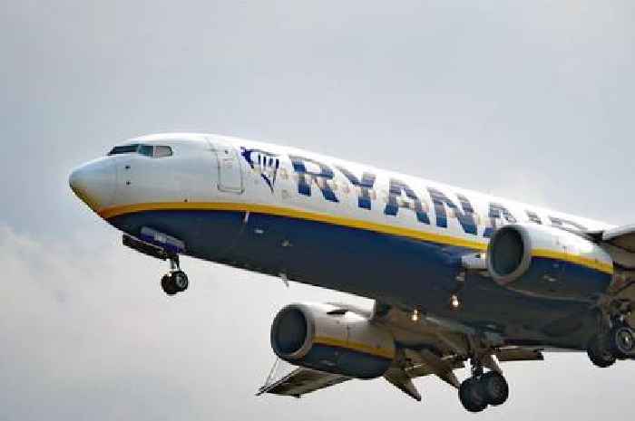 Ryanair flight unable to land amid Storm Eowyn chaos