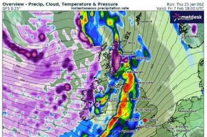 UK snow maps show huge 643-mile Atlantic bomb sweeping across seven key regions