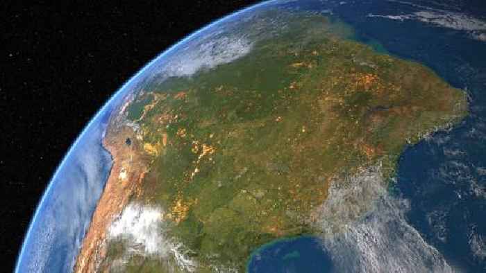 Smouldering woody debris fuels air pollution over the Amazon