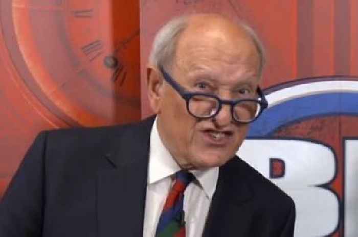 Bargain Hunt expert left reeling as 'nightmare' item flops at auction