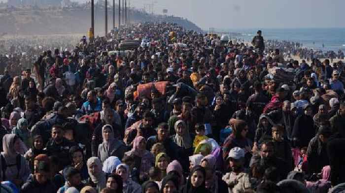 Joy and relief as tens of thousands of Palestinians head home to northern Gaza