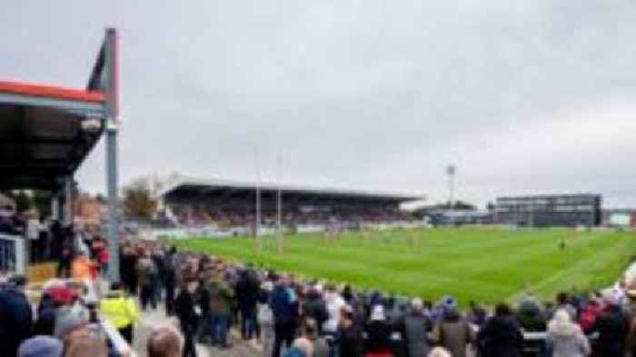 Wakefield Trinity sign prop Faatili