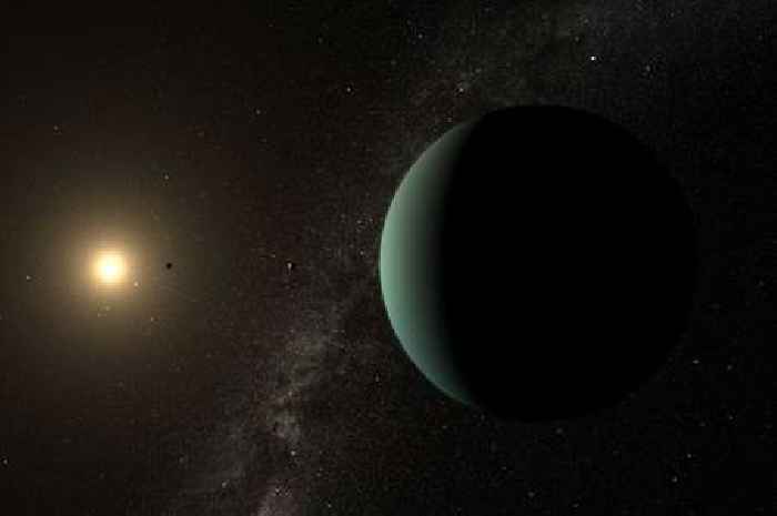 Scientists discover 'super-Earth' planet 'that could sustain life'