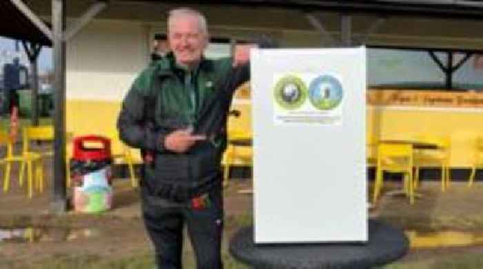 Man walking 1,400 miles with fridge on his back