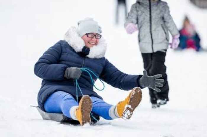 UK faces 710-mile snow bomb next week as 'page turns in February'