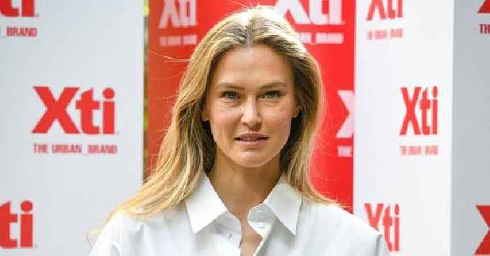 Model Bar Refaeli Shows Off Flawless Body While Trying on Lacy Lingerie: Watch