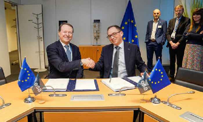 ESA and European Commission to build quantum-secure space communications network