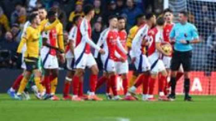 Arsenal charged over players' reaction to red card