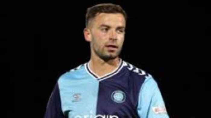 Bristol Rovers bring in Wycombe midfielder Butcher