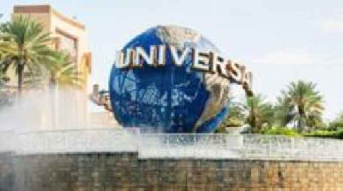 Universal UK resort talks ongoing, says government