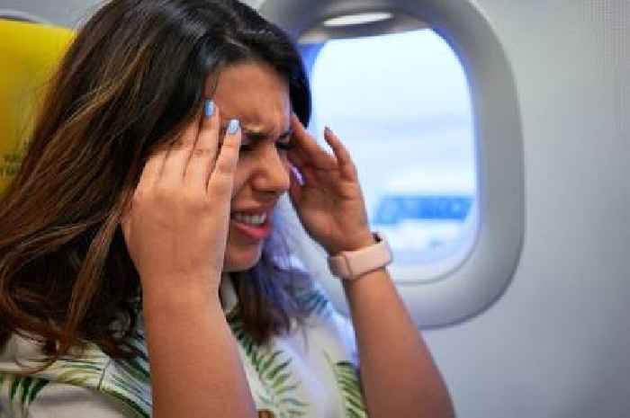 Pilot issues urgent warning about flying with a cold and says 'be careful'