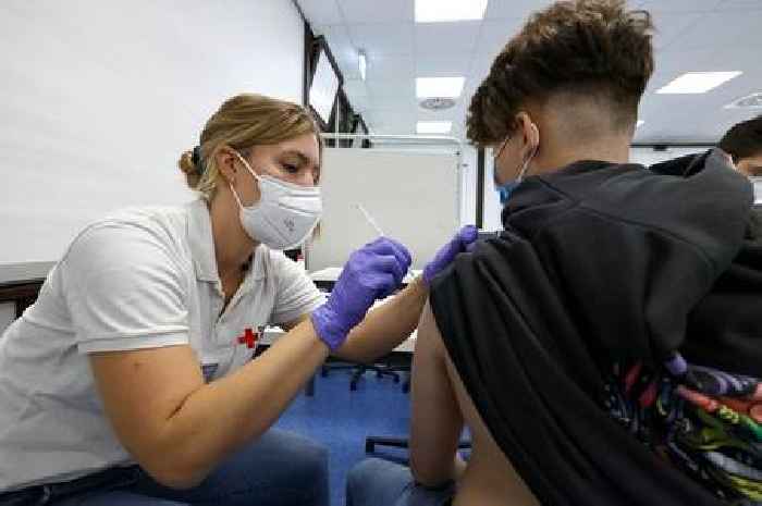 Lanarkshire students encouraged to ensure vaccinations are up to date before college or university return