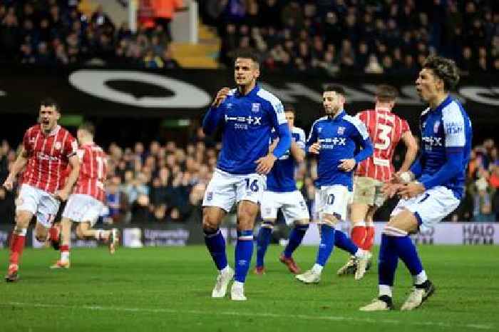 Ali Al-Hamadi to Stoke City transfer - Mark Robins on 'powerful' new striker's first week ahead of debut