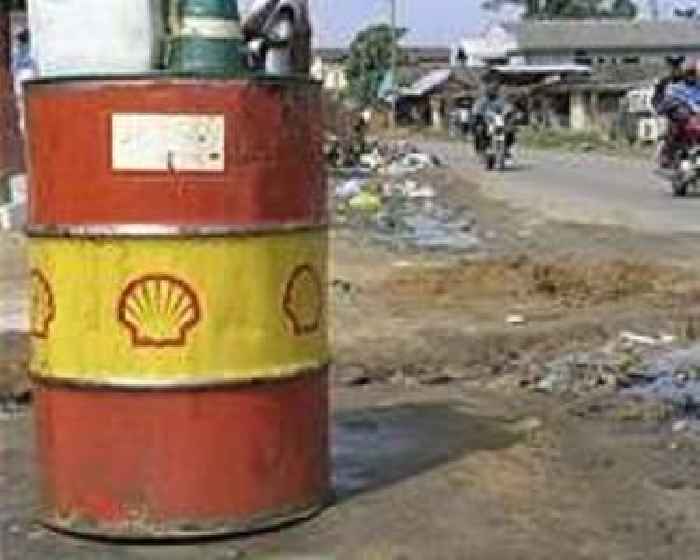 Shell annual profit drops to $16 bn as oil prices fall