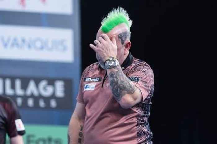 Peter Wright dumped out of World Masters as Stephen Bunting declares 'he wasn’t on his game'