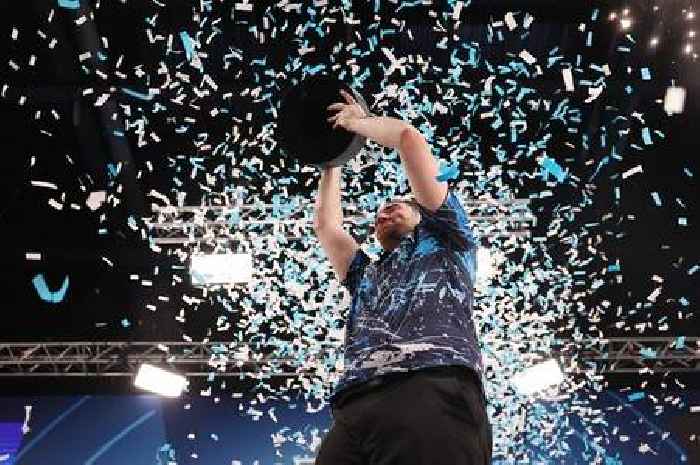 Luke Humphries in 7th heaven as Cool Hand survives Jonny Clayton fightback to claim Winmau World Darts Masters