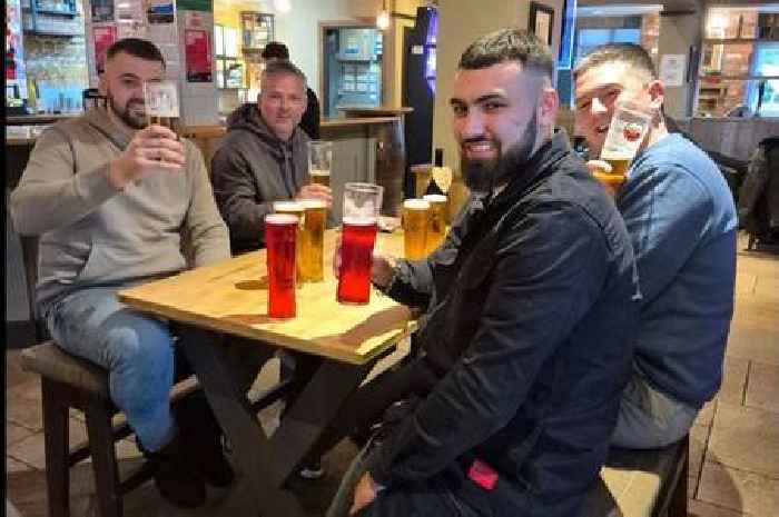 Pub that gave footie fans 300 free pints wants Nottingham Forest chairman to foot bill