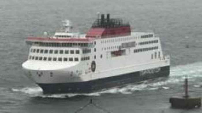 Manx ferry sailings at risk due to strong winds