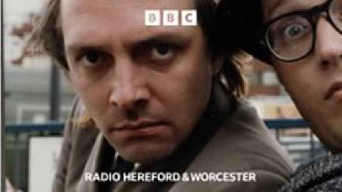 Rik Mayall mural to come to Droitwich
