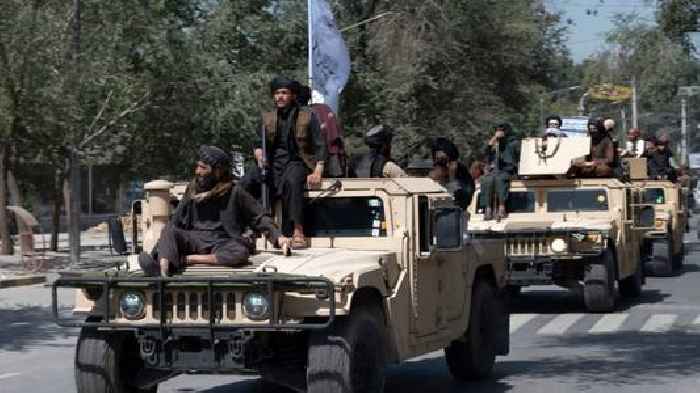 Taliban threaten to use US arms to thwart attempts to retake them 