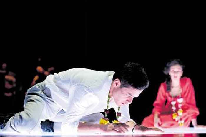 Oedipus at the Old Vic review: A freaky fever dream
