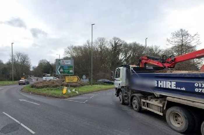 A307 live updates as road blocked in both directions after crash in Esher