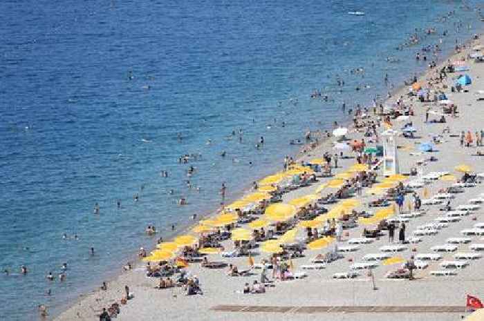 Foreign Office issues urgent warning to Brits travelling to popular holiday destination