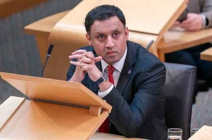 Anas Sarwar threatens to circulate league table of under-performing Scottish Labour colleagues