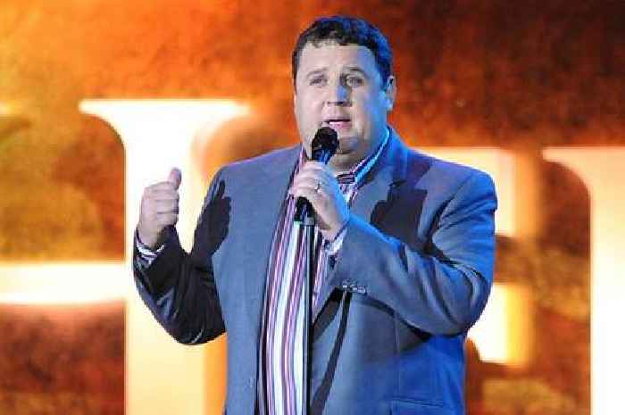 Peter Kay issues statement after Scots mum kicked out of gig with Lisa Riley jibe