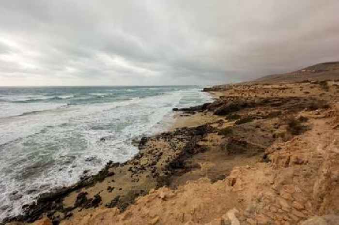 Travellers heading to Canary Islands issued with warning as weather alert issued