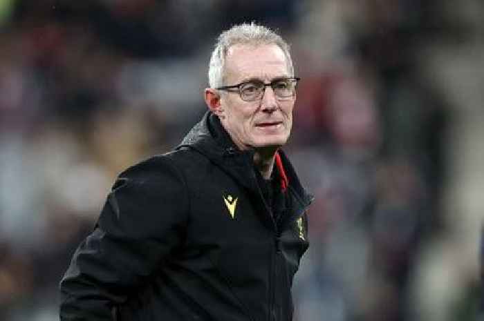 Rob Howley to leave Wales coaching role with immediate effect