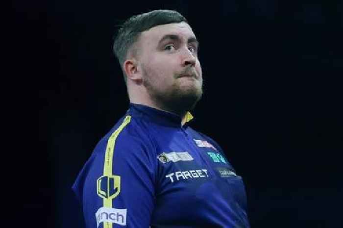 Luke Littler fumes as Glasgow crowd told 'you're not darts fans' and ref has to intervene