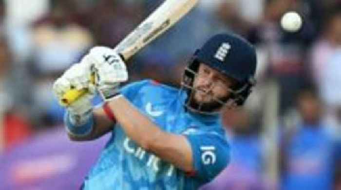 England opener Duckett fit for Champions Trophy