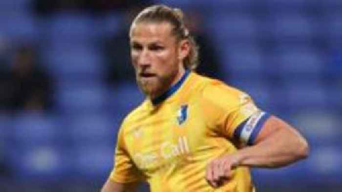 Loan 'would have suited' Kilgour, says Stags boss