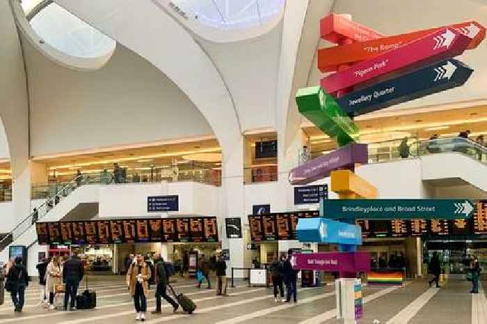 New Street station train passengers face delays