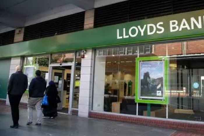 Lloyds Bank announces free bonus payments for both 'new and existing' customers