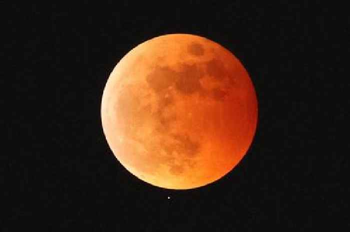 How to catch rare blood moon in Scotland as stunning red glow to warm night sky