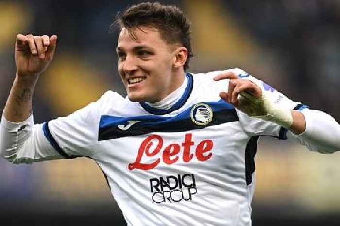 Mateo Retegui to Arsenal transfer 'talks' held as Liverpool battle emerges
