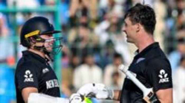 Latham and Young tons help New Zealand hammer Pakistan