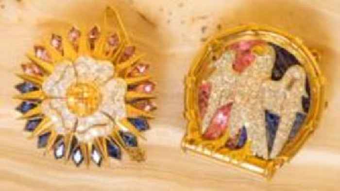 Brooches inspired by stained glass shown at palace
