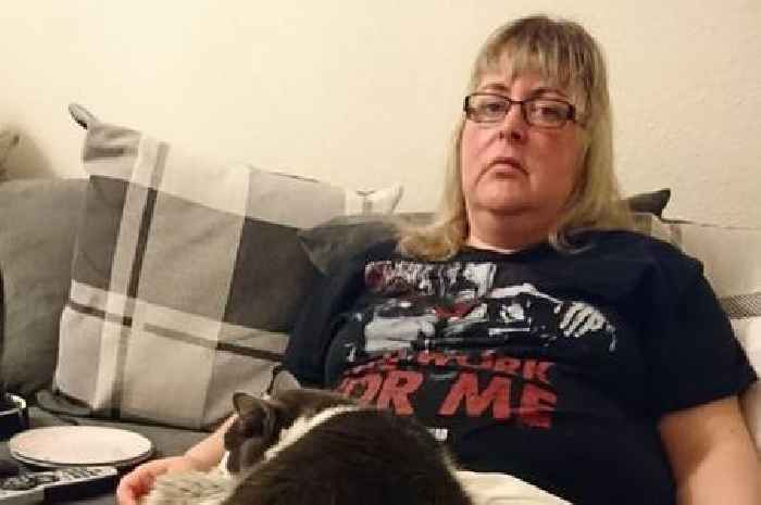 Cornwall mum lost a staggering 14st after eye-opening moment