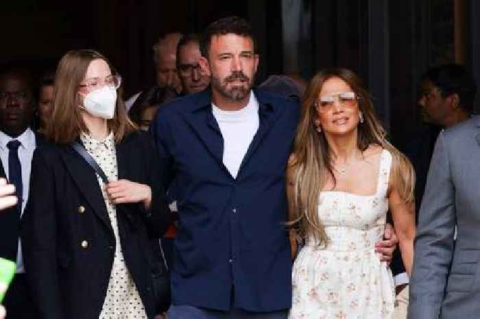 Jennifer Lopez 'cut off' by Ben Affleck's daughter Violet as she 'sides with dad' amid divorce