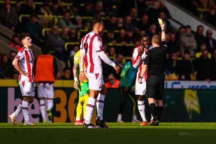 Mark Robins fires 'won't play' warning to Stoke City players