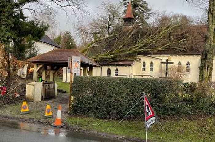 Fantastic community effort ensures New Galloway church services continue after Storm Eowyn