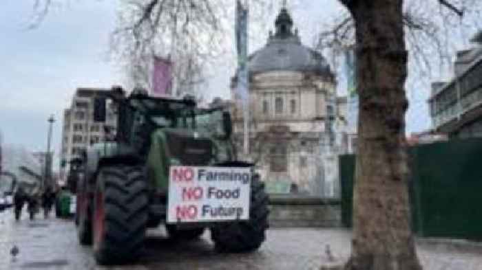 Farm inheritance tax protesters disrupt Reed conference speech