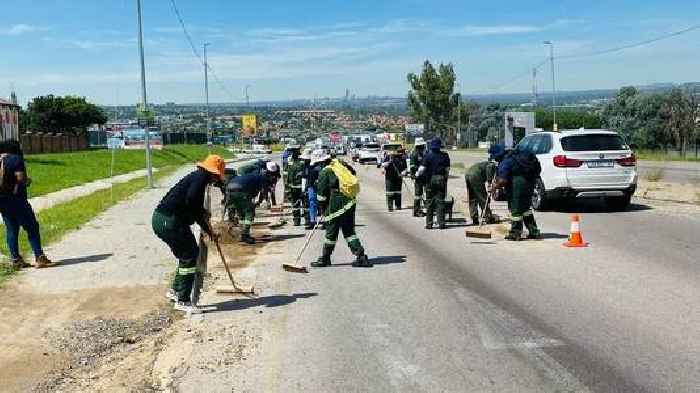 News24 | Officials deny G20 influence as Johannesburg undergoes major cleanup